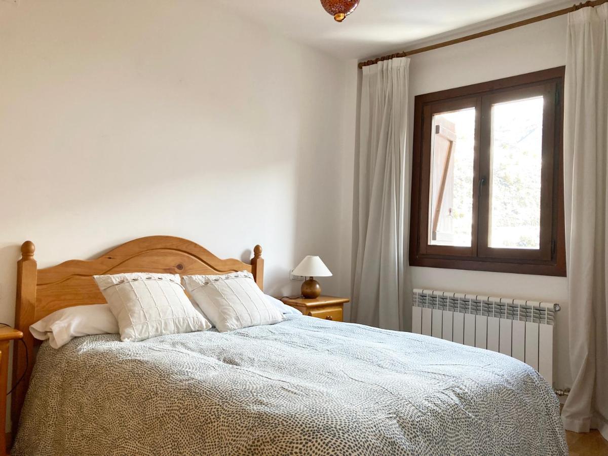 Apartamento Tarmanones Escarrilla Bagian luar foto