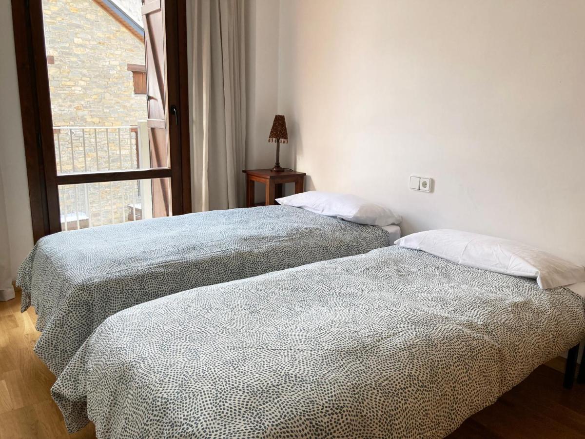 Apartamento Tarmanones Escarrilla Bagian luar foto