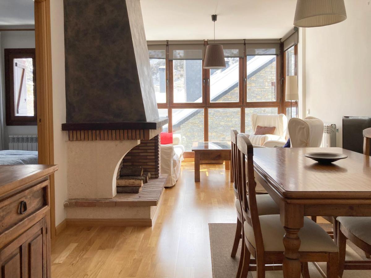 Apartamento Tarmanones Escarrilla Bagian luar foto