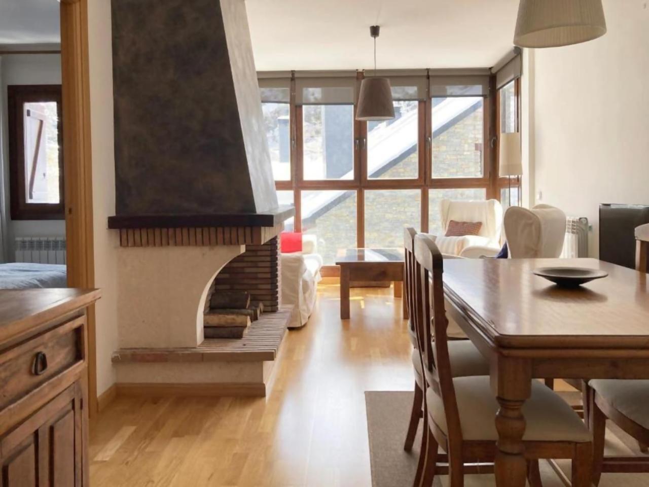 Apartamento Tarmanones Escarrilla Bagian luar foto